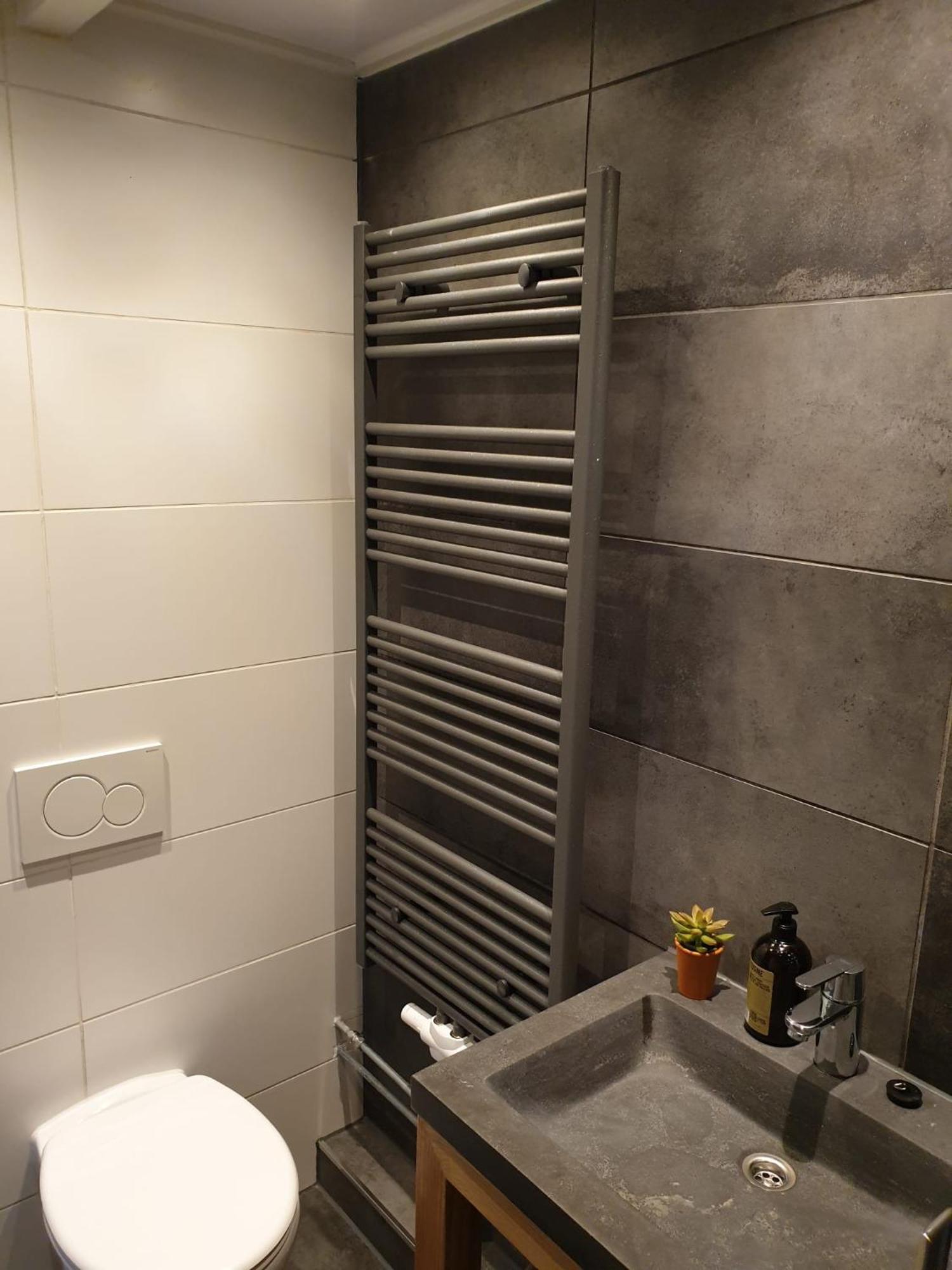 Spacious Private Guest House 힐베르쉼 외부 사진